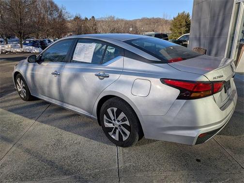 2023 Nissan Altima S FWD