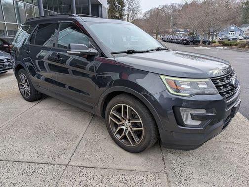 2017 Ford Explorer sport