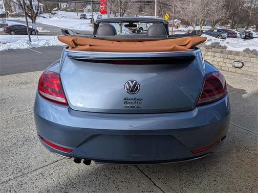2019 Volkswagen Beetle 2.0T SE