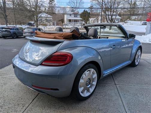 2019 Volkswagen Beetle 2.0T SE