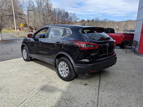 2020 Nissan Rogue Sport S