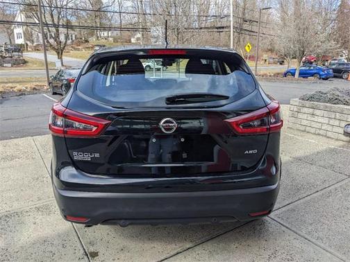 2020 Nissan Rogue Sport S