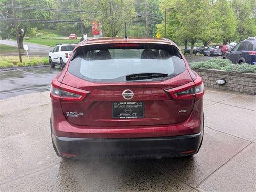 2022 Nissan Rogue Sport S
