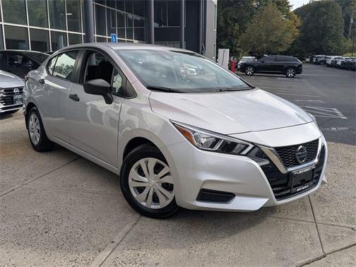 2022 Nissan Versa 1.6 S