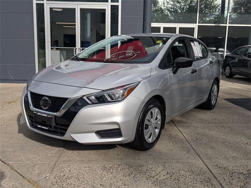 2022 Nissan Versa 1.6 S