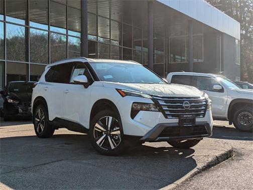 2025 Nissan Rogue SL