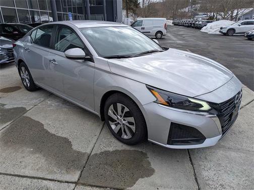 2023 Nissan Altima S FWD