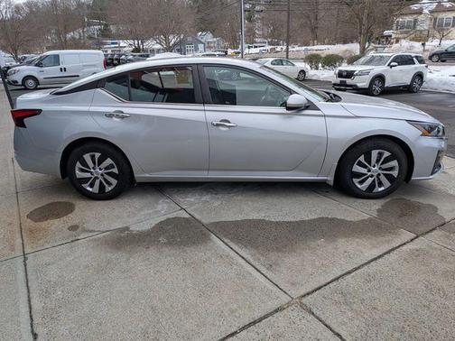 2023 Nissan Altima S FWD