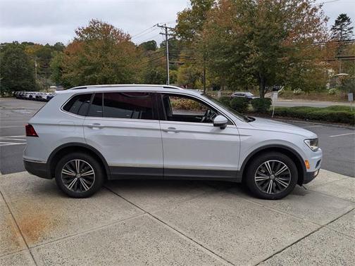 2018 Volkswagen Tiguan 2.0T SEL