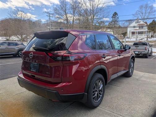 2025 Nissan Rogue S