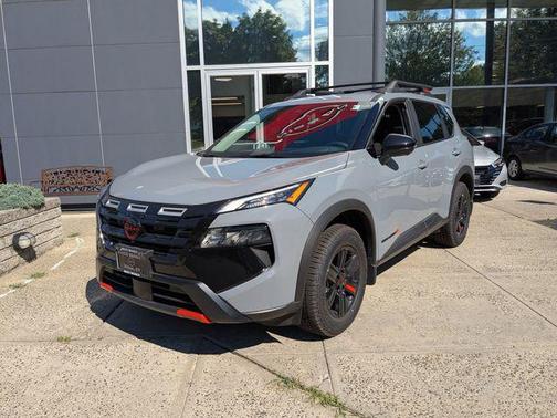 Boulder Gray Pearl 2025 Nissan Rogue Rock Creek
