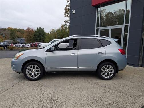 2011 Nissan Rogue SV