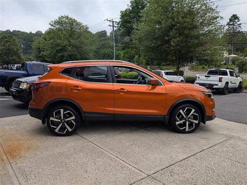 2021 Nissan Rogue Sport SL