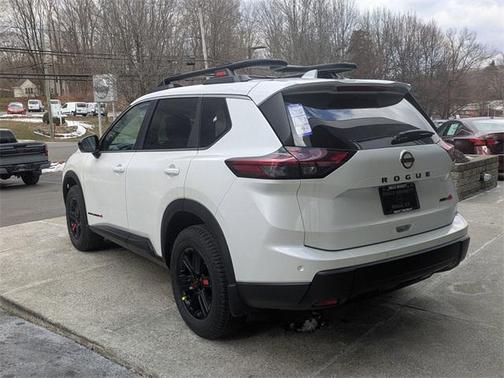 2025 Nissan Rogue Rock Creek