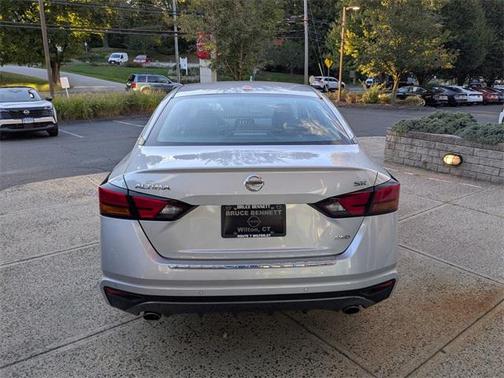 2021 Nissan Altima SR Intelligent AWD