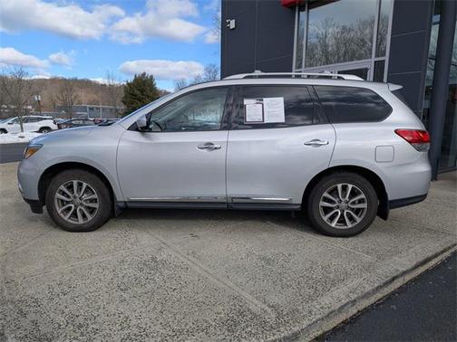 2015 Nissan Pathfinder SL