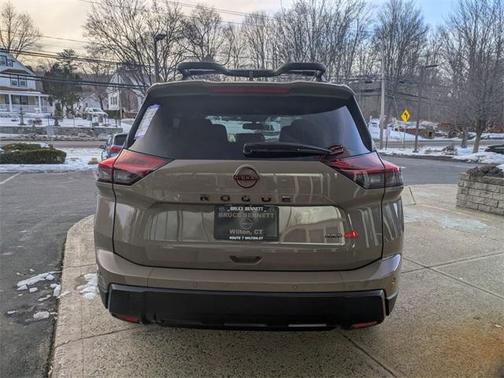 2025 Nissan Rogue Rock Creek
