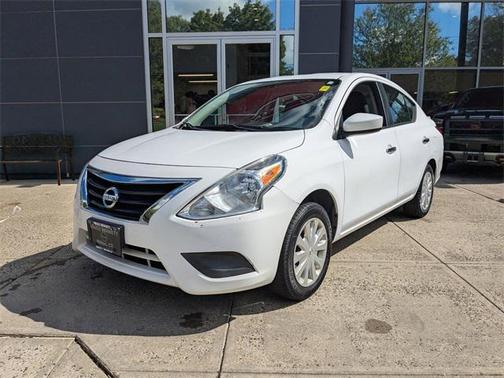 2016 Nissan Versa 1.6 SV