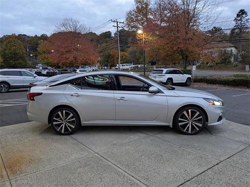 2019 Nissan Altima 2.5 Platinum