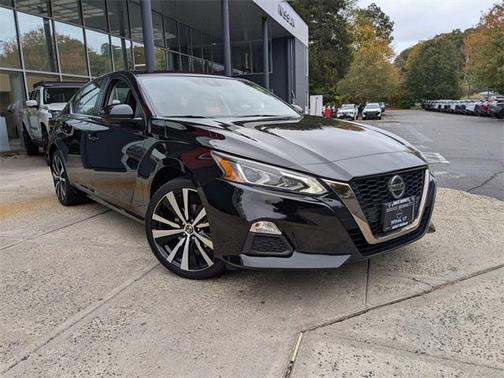 2022 Nissan Altima SR Intelligent AWD