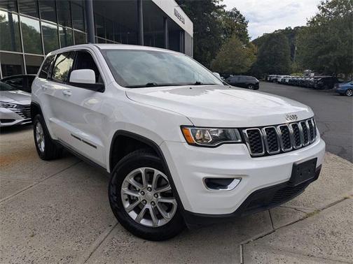 2022 Jeep Grand Cherokee Laredo