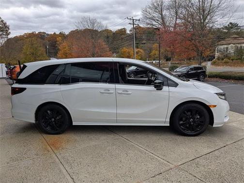 2024 Honda Odyssey Sport