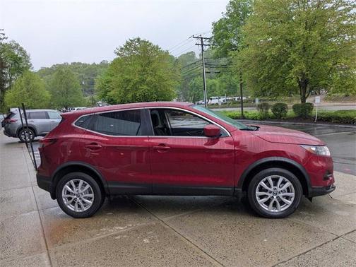 2022 Nissan Rogue Sport S