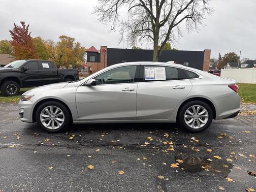 2022 Chevrolet Malibu LT