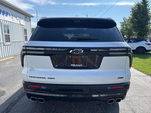 2024 Chevrolet Traverse RS