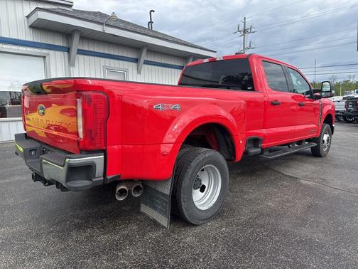 Race Red 2026 Ford F-350 XLT