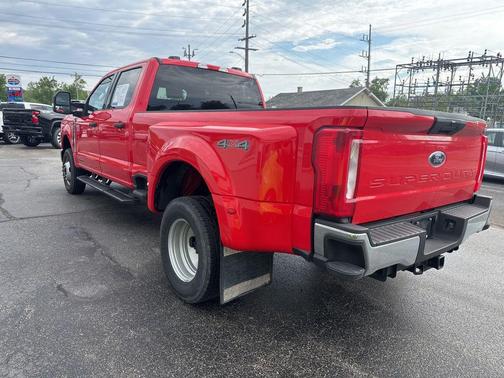 Race Red 2026 Ford F-350 XLT