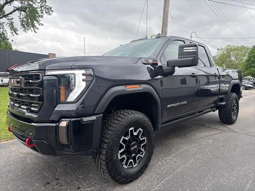 2024 GMC Sierra 2500 AT4
