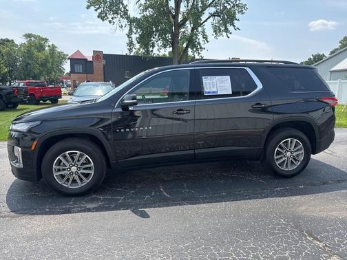 2022 Chevrolet Traverse LT Cloth