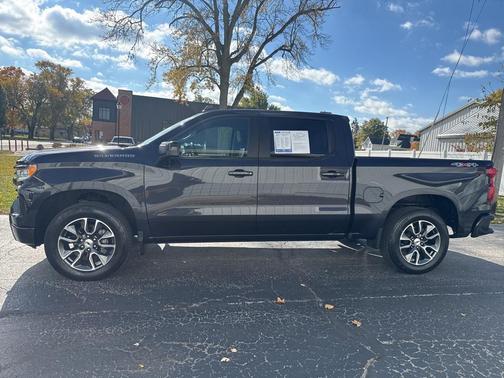 2022 Chevrolet Silverado 1500 RST