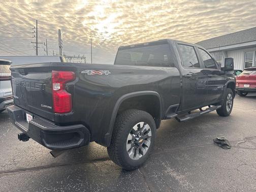 2025 Chevrolet Silverado 2500 Custom