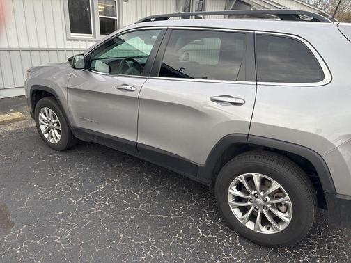 2022 Jeep Cherokee Latitude Lux