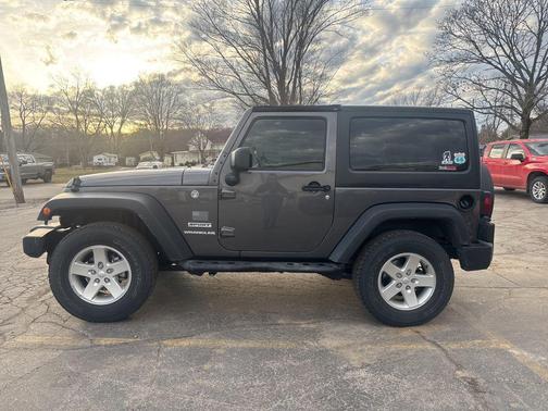 2017 Jeep Wrangler Sport