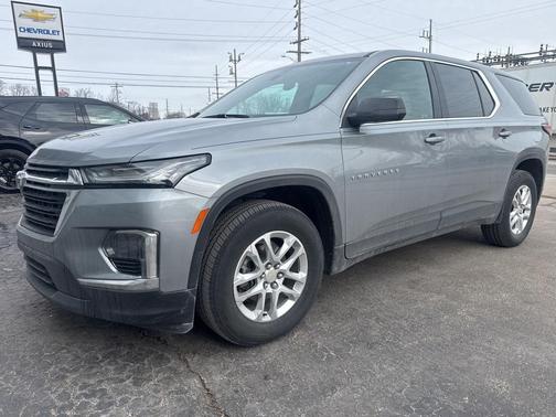 2023 Chevrolet Traverse LS