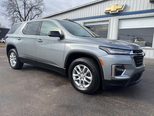 2023 Chevrolet Traverse LS