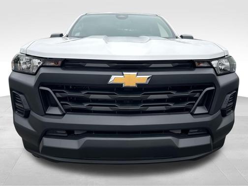 2024 Chevrolet Colorado WT