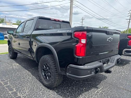Black 2026 Chevrolet Silverado 1500 ZR2