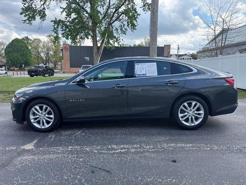 Nightfall Gray Metallic 2018 Chevrolet Malibu LT