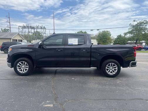 Dark Ash Metallic 2023 Chevrolet Silverado 1500 LT