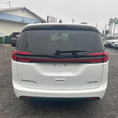 2025 Chrysler Pacifica Limited