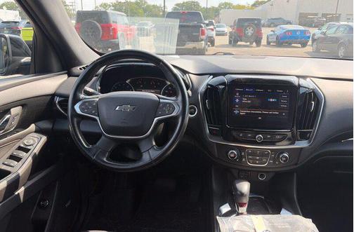 Mosaic Black Metallic 2023 Chevrolet Traverse RS