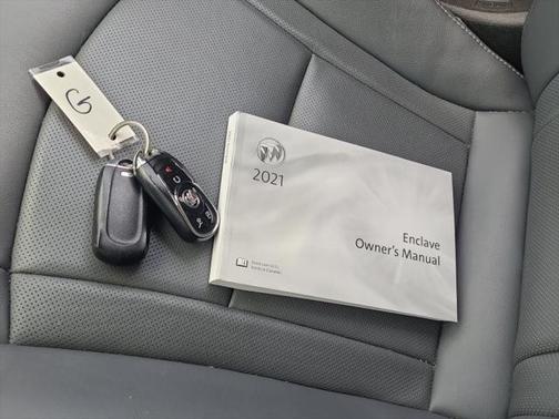 2021 Buick Enclave AWD Essence