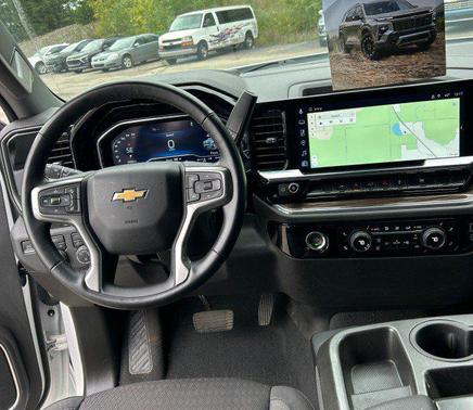Summit White 2023 Chevrolet Silverado 1500 LT