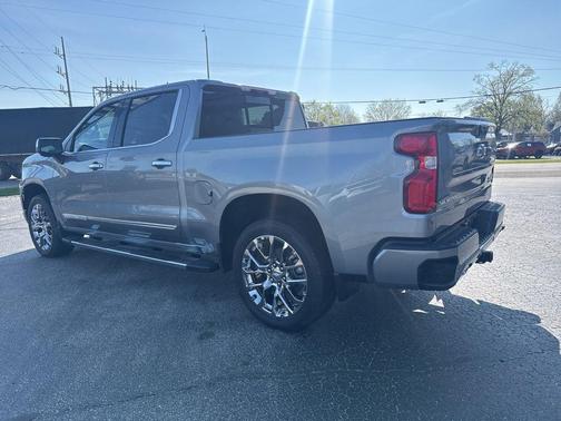 Sterling Gray Metallic 2026 Chevrolet Silverado 1500 High Country