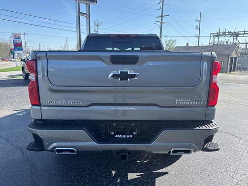 Sterling Gray Metallic 2026 Chevrolet Silverado 1500 High Country