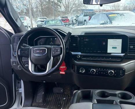 Summit White 2022 GMC Sierra 1500 SLE
